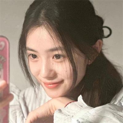 弘大答案 海报